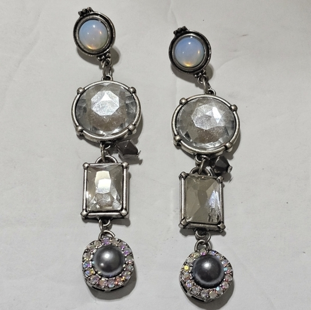 Konplot? Art Deco‎ Iridescent Moonstone Statement Chandelier Earrings